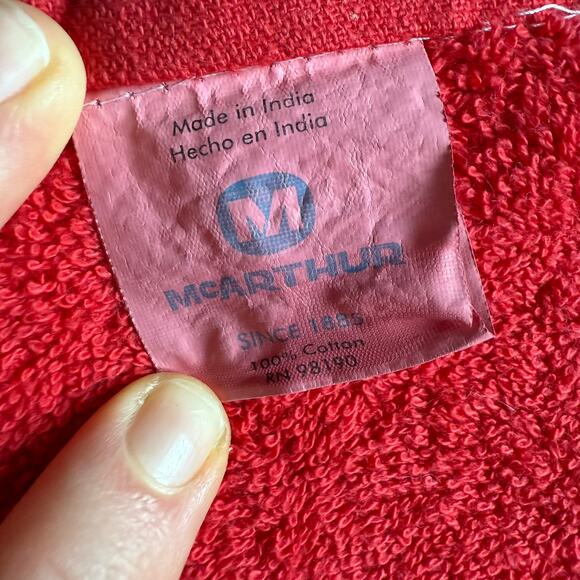 Philadelphia Phillies Fightin’ Phils Rally Towel Red McArthur 2008 - Picture 6 of 6